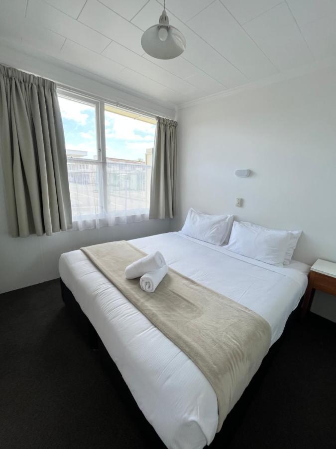 Bings Motel Μπλένχαϊμ Εξωτερικό φωτογραφία