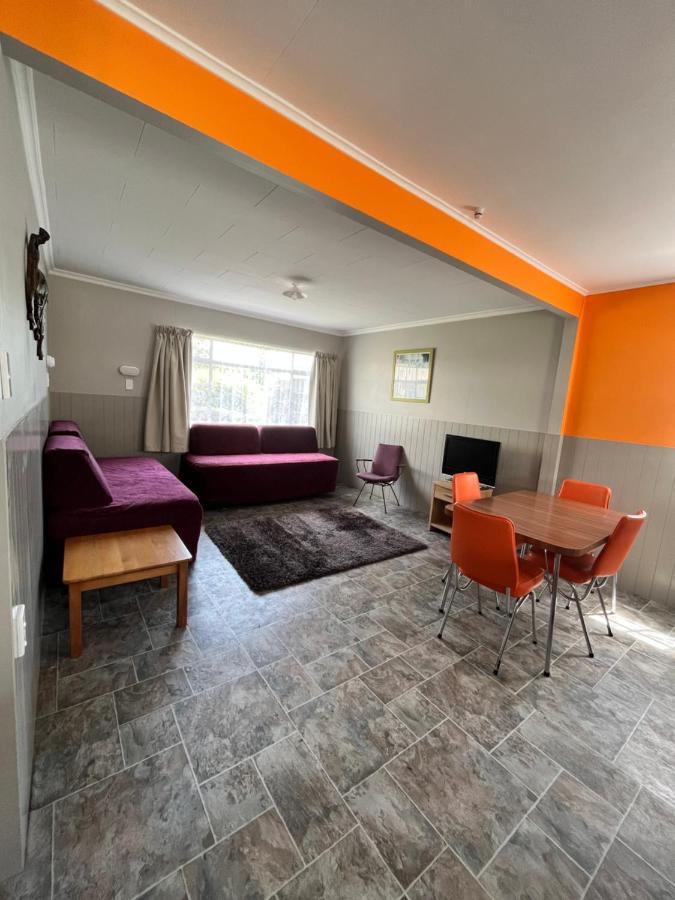 Bings Motel Μπλένχαϊμ Εξωτερικό φωτογραφία