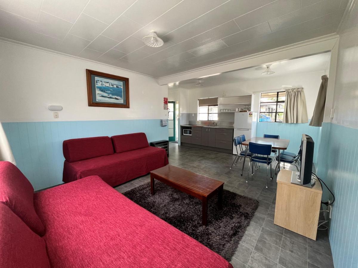 Bings Motel Μπλένχαϊμ Εξωτερικό φωτογραφία