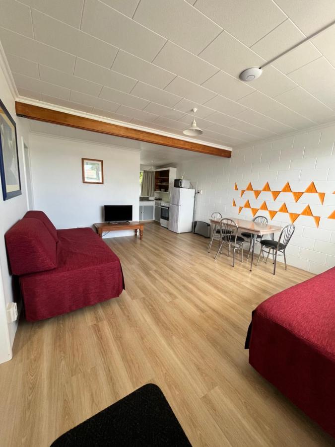 Bings Motel Μπλένχαϊμ Εξωτερικό φωτογραφία