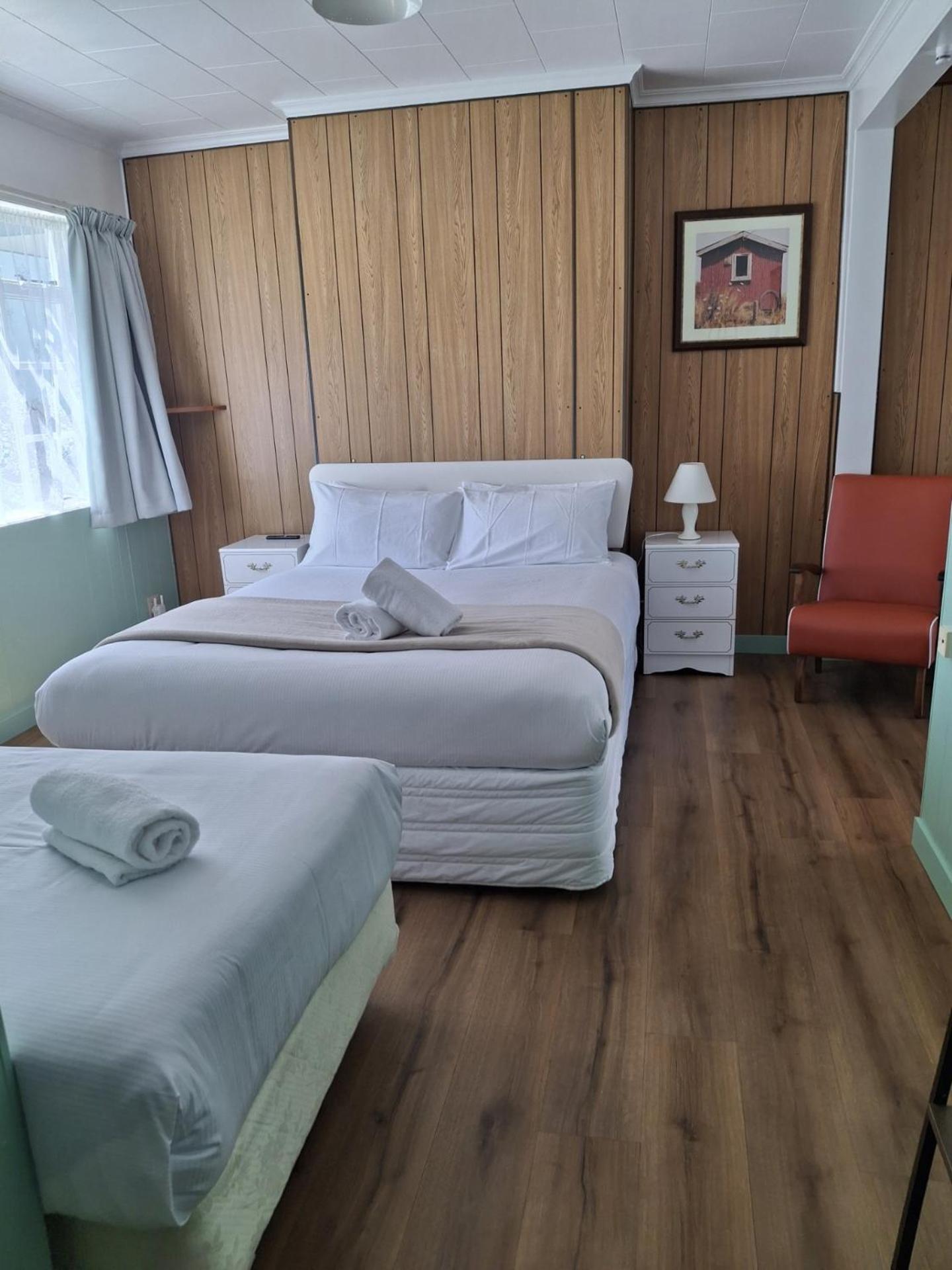 Bings Motel Μπλένχαϊμ Εξωτερικό φωτογραφία